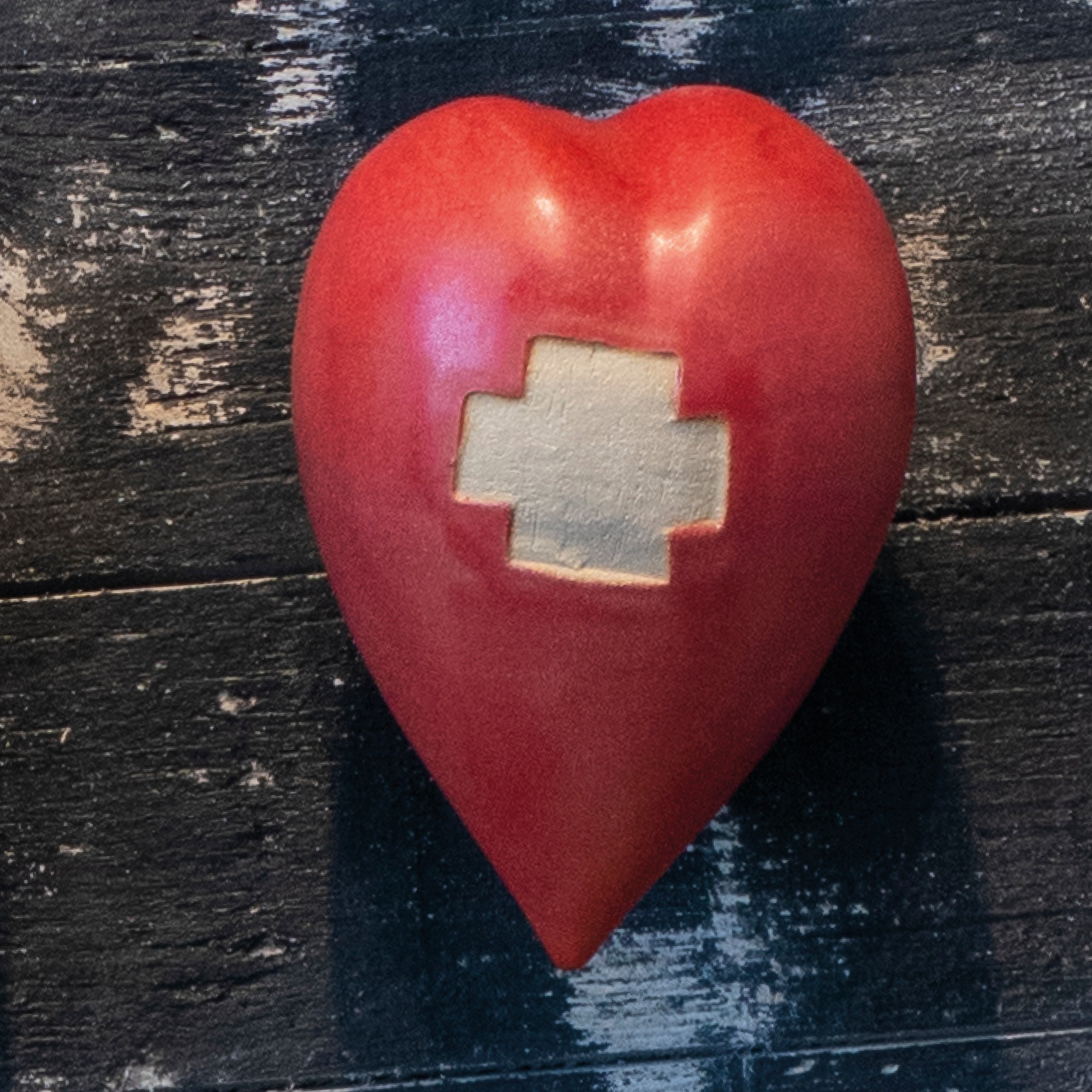 Heartbreaker "Kreuz" (weiß auf rot)